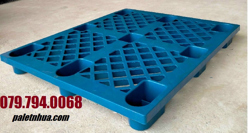 Pallet nhựa kê sầu riêng và đặc tính pallet nhựa.